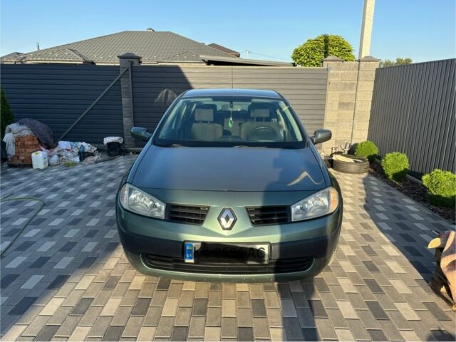 Зеленый Рено Меган, объемом двигателя 1.4 л и пробегом 350 тыс. км за 3700 $, фото 3 на Automoto.ua