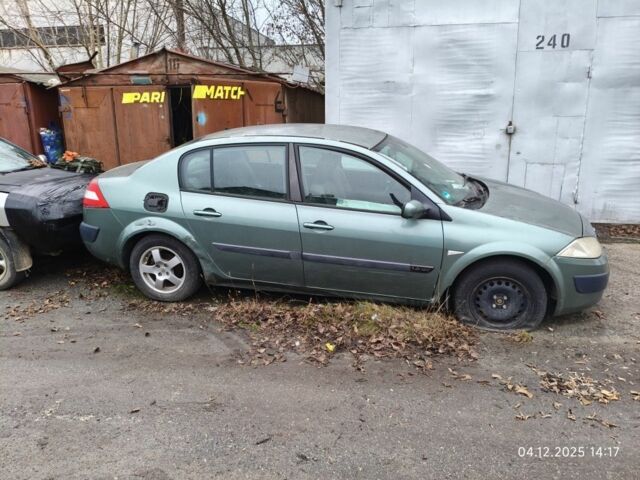 Зеленый Рено Меган, объемом двигателя 1.6 л и пробегом 250 тыс. км за 999 $, фото 10 на Automoto.ua