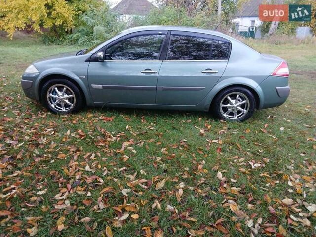 Зеленый Рено Меган, объемом двигателя 1.6 л и пробегом 301 тыс. км за 3600 $, фото 17 на Automoto.ua