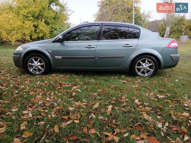 Зеленый Рено Меган, объемом двигателя 1.6 л и пробегом 301 тыс. км за 3600 $, фото 8 на Automoto.ua