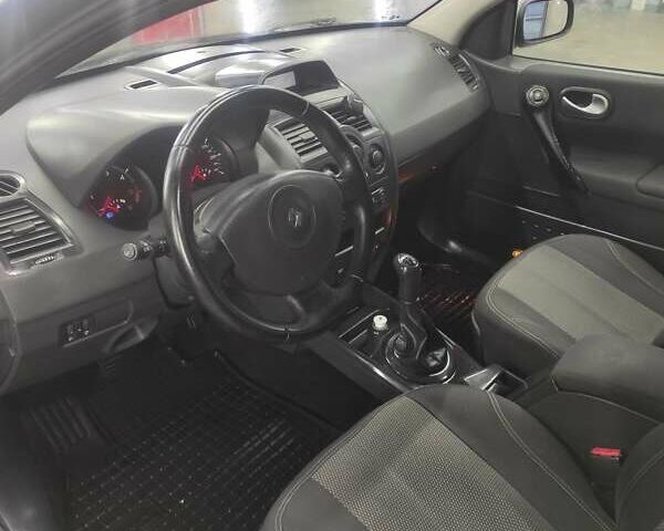 Зеленый Рено Меган, объемом двигателя 1.5 л и пробегом 280 тыс. км за 4500 $, фото 3 на Automoto.ua