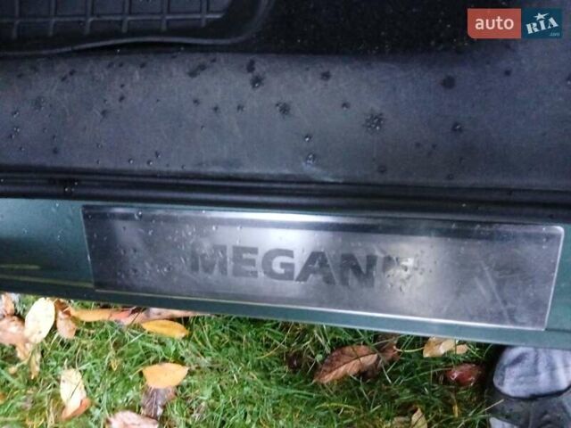 Зеленый Рено Меган, объемом двигателя 1.6 л и пробегом 301 тыс. км за 3600 $, фото 18 на Automoto.ua