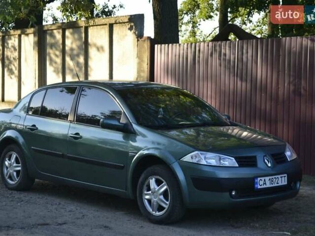 Зеленый Рено Меган, объемом двигателя 1.39 л и пробегом 254 тыс. км за 4550 $, фото 6 на Automoto.ua