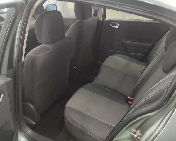 Зеленый Рено Меган, объемом двигателя 1.5 л и пробегом 280 тыс. км за 4500 $, фото 2 на Automoto.ua