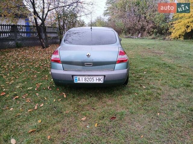 Зеленый Рено Меган, объемом двигателя 1.6 л и пробегом 301 тыс. км за 3600 $, фото 5 на Automoto.ua