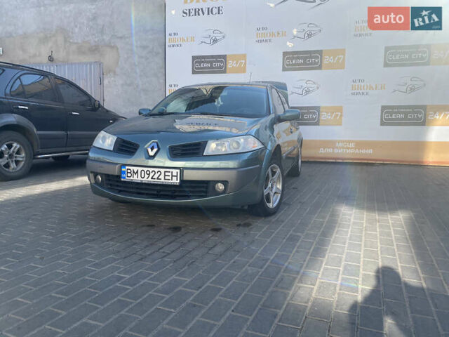 Зеленый Рено Меган, объемом двигателя 1.6 л и пробегом 170 тыс. км за 5200 $, фото 1 на Automoto.ua