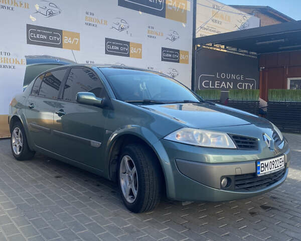 Зеленый Рено Меган, объемом двигателя 1.6 л и пробегом 170 тыс. км за 5200 $, фото 3 на Automoto.ua