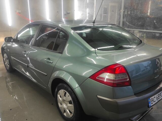 Зелений Рено Меган, об'ємом двигуна 1.5 л та пробігом 280 тис. км за 4500 $, фото 3 на Automoto.ua