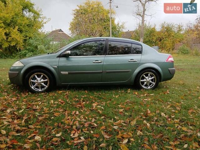 Зеленый Рено Меган, объемом двигателя 1.6 л и пробегом 301 тыс. км за 3600 $, фото 1 на Automoto.ua