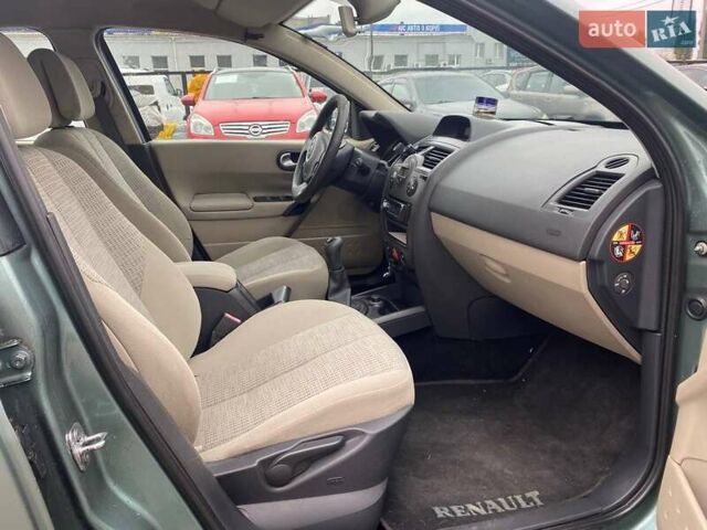 Рено Меган 2007 в Киеве на Automoto.ua Зеленый Рено Меган, объемом двигателя 1.6 л и пробегом 346 тыс. км за 3990 $, фото 27 на Automoto.ua