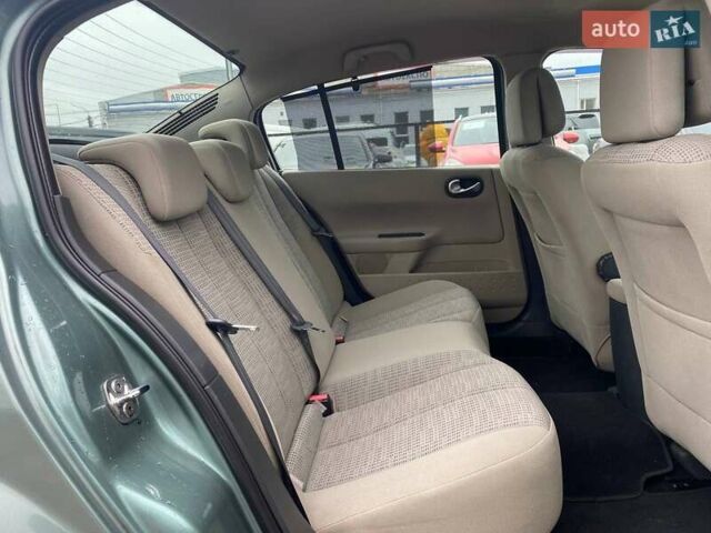 Рено Меган 2007 в Киеве на Automoto.ua Зеленый Рено Меган, объемом двигателя 1.6 л и пробегом 346 тыс. км за 3990 $, фото 30 на Automoto.ua
