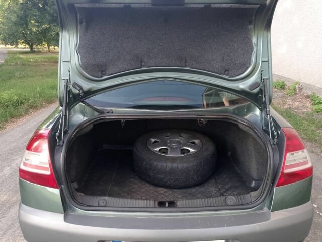 Зеленый Рено Меган, объемом двигателя 1.6 л и пробегом 221 тыс. км за 3900 $, фото 15 на Automoto.ua