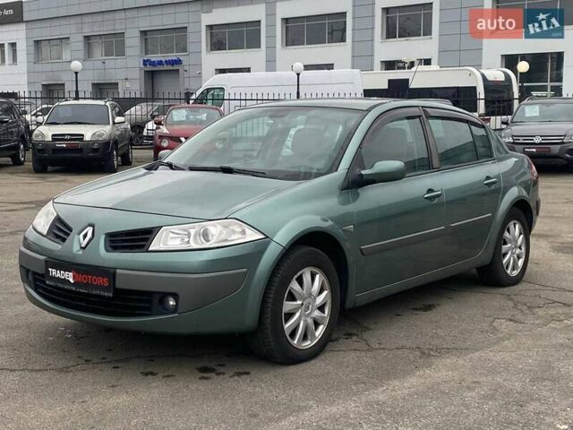 Рено Меган 2007 в Киеве на Automoto.ua Зеленый Рено Меган, объемом двигателя 1.6 л и пробегом 346 тыс. км за 3990 $, фото 1 на Automoto.ua