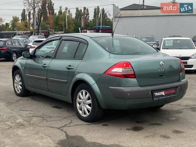 Рено Меган 2007 в Киеве на Automoto.ua Зеленый Рено Меган, объемом двигателя 1.6 л и пробегом 346 тыс. км за 3990 $, фото 12 на Automoto.ua