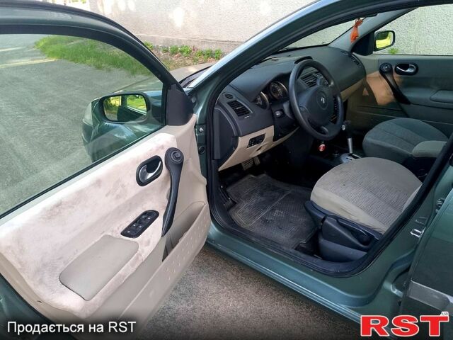 Зеленый Рено Меган, объемом двигателя 1.6 л и пробегом 0 тыс. км за 3950 $, фото 9 на Automoto.ua