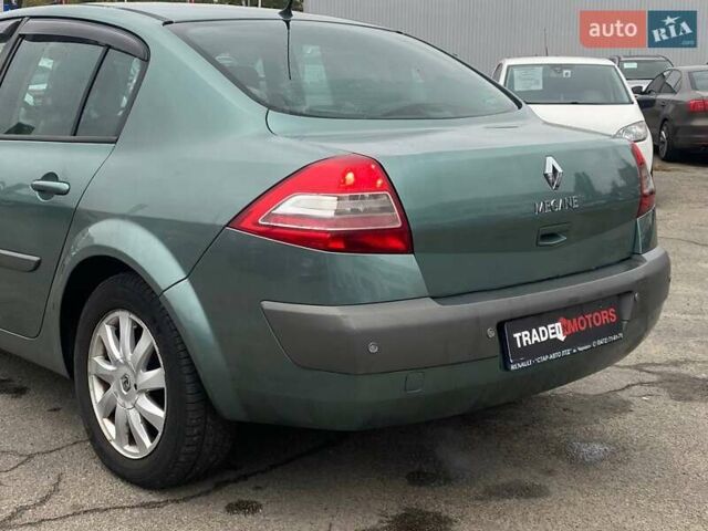 Рено Меган 2007 в Киеве на Automoto.ua Зеленый Рено Меган, объемом двигателя 1.6 л и пробегом 346 тыс. км за 3990 $, фото 11 на Automoto.ua