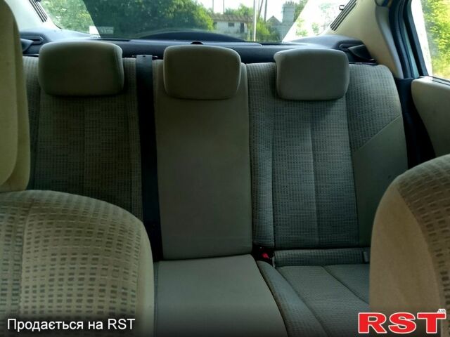 Зеленый Рено Меган, объемом двигателя 1.6 л и пробегом 0 тыс. км за 3950 $, фото 7 на Automoto.ua