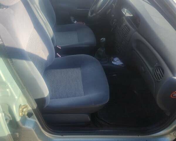 Зелений Рено Меган, об'ємом двигуна 1.4 л та пробігом 128 тис. км за 3999 $, фото 3 на Automoto.ua