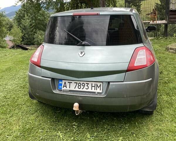 Зеленый Рено Меган, объемом двигателя 1.6 л и пробегом 300 тыс. км за 3000 $, фото 3 на Automoto.ua