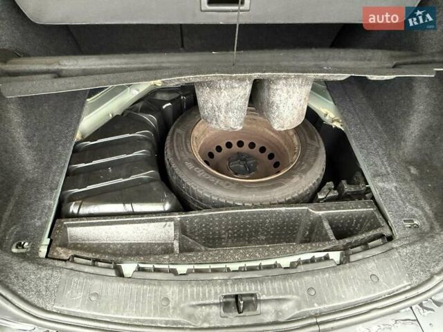 Зеленый Рено Меган, объемом двигателя 1.6 л и пробегом 158 тыс. км за 4990 $, фото 34 на Automoto.ua