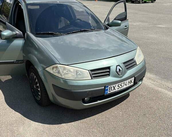 Зелений Рено Меган, об'ємом двигуна 1.87 л та пробігом 323 тис. км за 3599 $, фото 1 на Automoto.ua