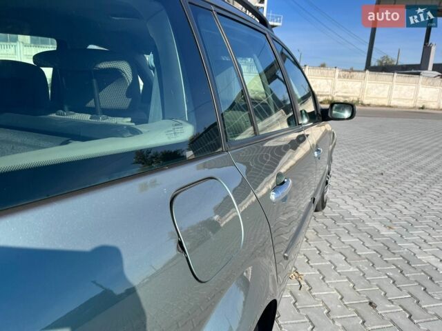 Зелений Рено Меган, об'ємом двигуна 1.6 л та пробігом 297 тис. км за 3550 $, фото 5 на Automoto.ua