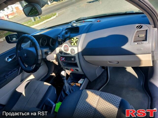 Зеленый Рено Меган, объемом двигателя 2 л и пробегом 248 тыс. км за 4500 $, фото 2 на Automoto.ua