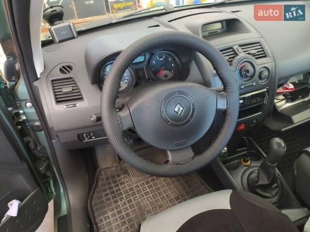 Зеленый Рено Меган, объемом двигателя 1.46 л и пробегом 190 тыс. км за 4400 $, фото 7 на Automoto.ua