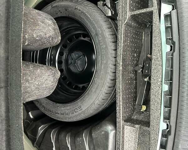 Зелений Рено Меган, об'ємом двигуна 2 л та пробігом 200 тис. км за 4600 $, фото 35 на Automoto.ua