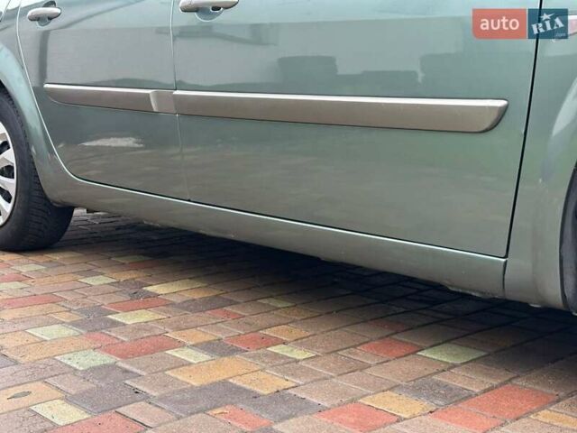 Зелений Рено Меган, об'ємом двигуна 2 л та пробігом 200 тис. км за 4600 $, фото 10 на Automoto.ua