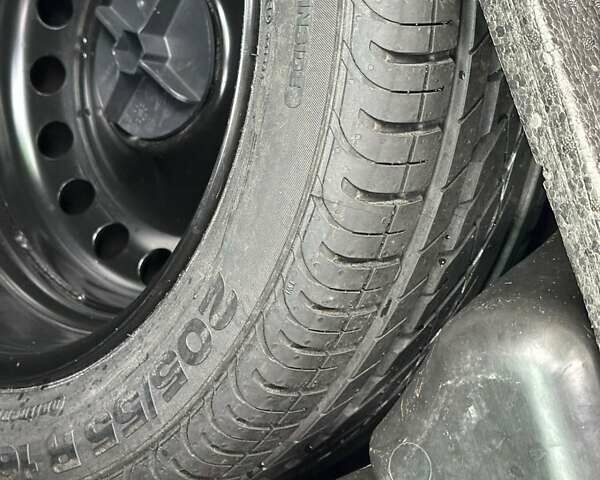 Зеленый Рено Меган, объемом двигателя 2 л и пробегом 200 тыс. км за 4450 $, фото 20 на Automoto.ua