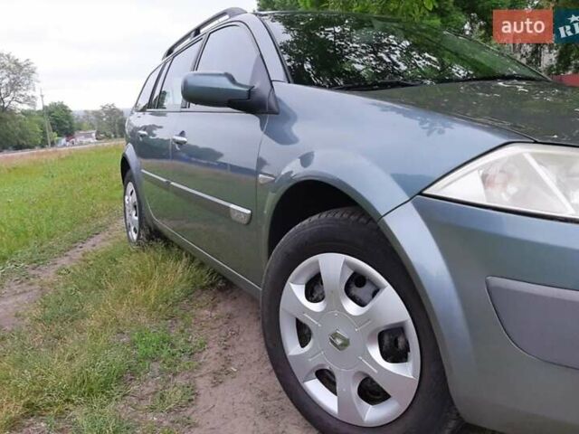 Зеленый Рено Меган, объемом двигателя 1.6 л и пробегом 191 тыс. км за 4900 $, фото 5 на Automoto.ua