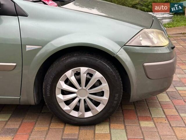 Зелений Рено Меган, об'ємом двигуна 2 л та пробігом 200 тис. км за 4600 $, фото 8 на Automoto.ua