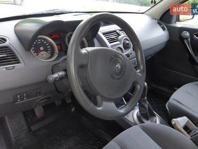 Зеленый Рено Меган, объемом двигателя 1.6 л и пробегом 191 тыс. км за 4900 $, фото 3 на Automoto.ua