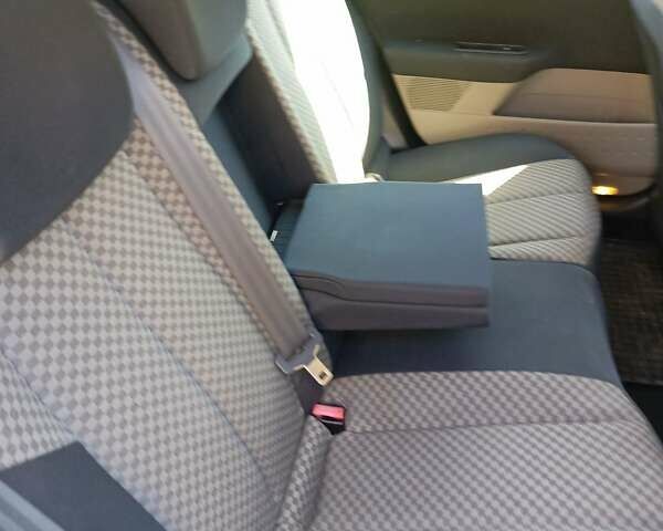 Зелений Рено Меган, об'ємом двигуна 1.6 л та пробігом 147 тис. км за 5800 $, фото 11 на Automoto.ua