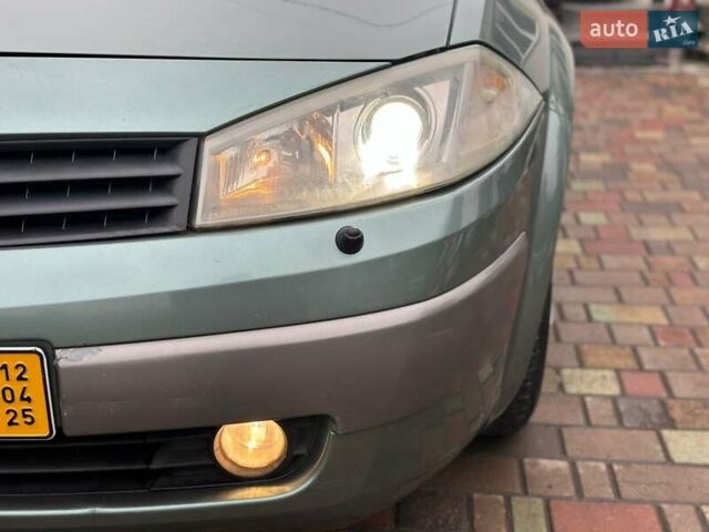 Зеленый Рено Меган, объемом двигателя 2 л и пробегом 200 тыс. км за 4450 $, фото 3 на Automoto.ua