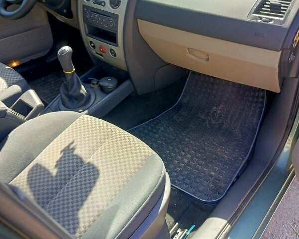 Зелений Рено Меган, об'ємом двигуна 1.6 л та пробігом 147 тис. км за 5800 $, фото 12 на Automoto.ua