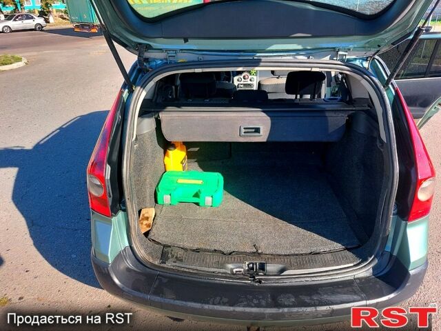 Зеленый Рено Меган, объемом двигателя 2 л и пробегом 248 тыс. км за 4500 $, фото 3 на Automoto.ua