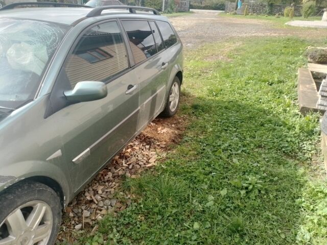 Зелений Рено Меган, об'ємом двигуна 1.5 л та пробігом 270 тис. км за 1499 $, фото 4 на Automoto.ua