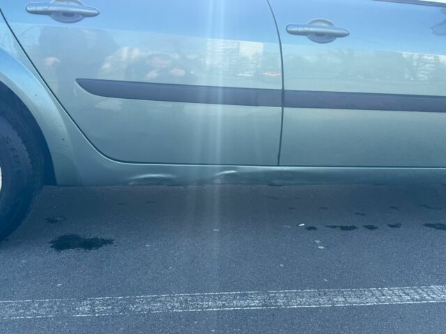 Зеленый Рено Меган, объемом двигателя 1.6 л и пробегом 267 тыс. км за 4400 $, фото 4 на Automoto.ua