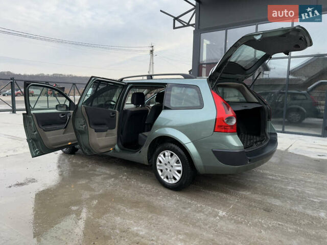 Зеленый Рено Меган, объемом двигателя 1.6 л и пробегом 294 тыс. км за 3850 $, фото 27 на Automoto.ua
