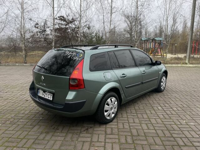 Зеленый Рено Меган, объемом двигателя 1.9 л и пробегом 300 тыс. км за 71 $, фото 2 на Automoto.ua