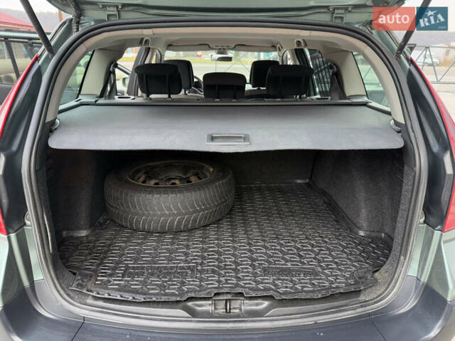 Зеленый Рено Меган, объемом двигателя 1.6 л и пробегом 294 тыс. км за 3850 $, фото 43 на Automoto.ua