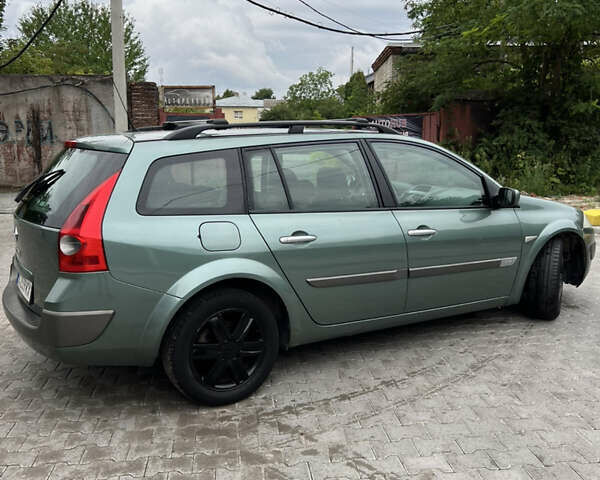 Зеленый Рено Меган, объемом двигателя 1.6 л и пробегом 245 тыс. км за 4000 $, фото 2 на Automoto.ua
