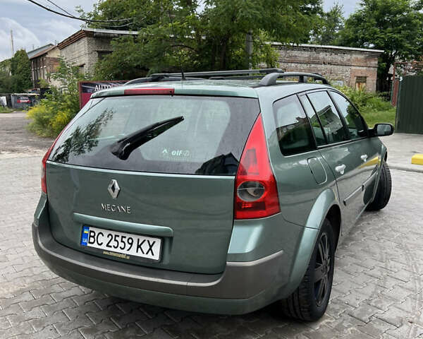 Зеленый Рено Меган, объемом двигателя 1.6 л и пробегом 245 тыс. км за 4000 $, фото 3 на Automoto.ua