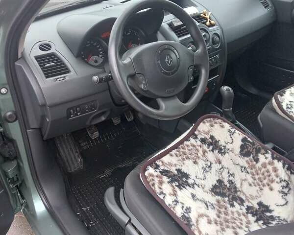 Зелений Рено Меган, об'ємом двигуна 1.59 л та пробігом 236 тис. км за 4450 $, фото 2 на Automoto.ua
