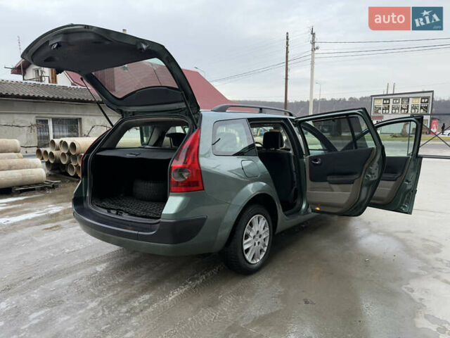 Зеленый Рено Меган, объемом двигателя 1.6 л и пробегом 294 тыс. км за 3850 $, фото 30 на Automoto.ua