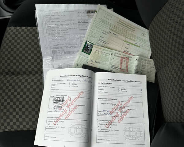 Зеленый Рено Меган, объемом двигателя 1.6 л и пробегом 201 тыс. км за 4850 $, фото 46 на Automoto.ua