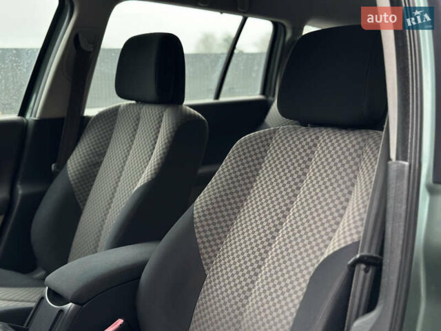 Зеленый Рено Меган, объемом двигателя 1.6 л и пробегом 201 тыс. км за 4850 $, фото 29 на Automoto.ua