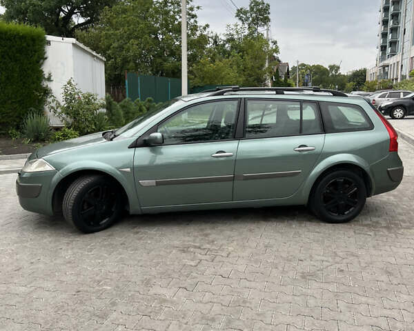 Зеленый Рено Меган, объемом двигателя 1.6 л и пробегом 245 тыс. км за 4000 $, фото 6 на Automoto.ua